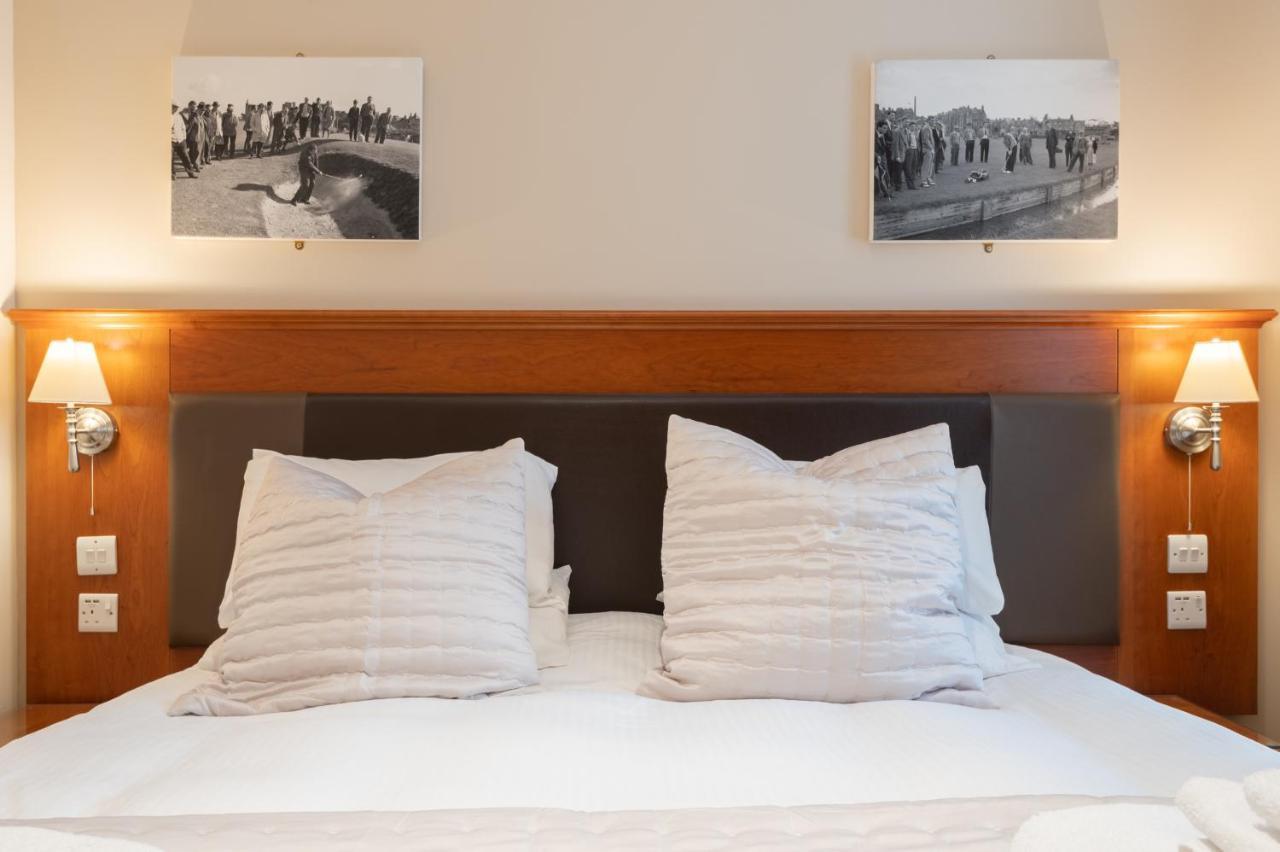 138 North Street - Luxury 2 Bed 2 Bath With Secret Garden, Summerhouse, Putting Green เซนต์แอนดรูว์ ภายนอก รูปภาพ